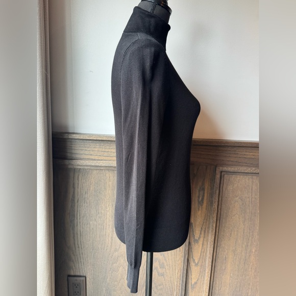 H&M Black Turtleneck Sweater capsule wardrobe classic NWT small - Picture 4 of 8